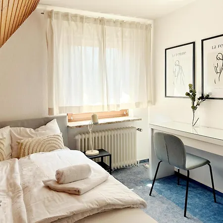 Mit Garten Und Idyllischer Ruhe Scharbeutz