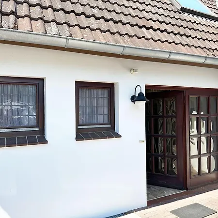 Feriehus Mit Garten Und Idyllischer Ruhe Scharbeutz