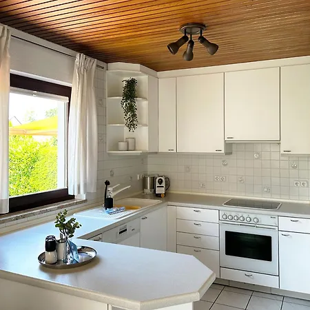 Feriehus Mit Garten Und Idyllischer Ruhe *