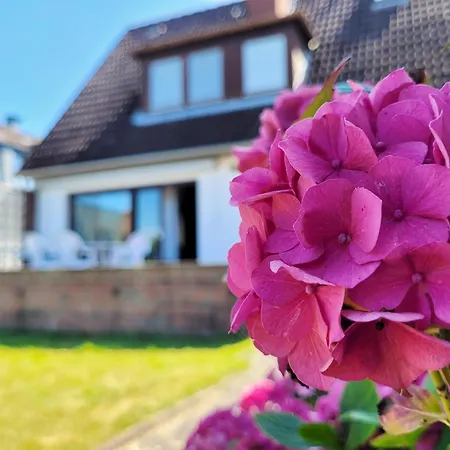 Mit Garten Und Idyllischer Ruhe * Scharbeutz