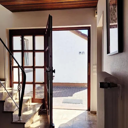 Tatil Evi Mit Garten Und Idyllischer Ruhe Scharbeutz